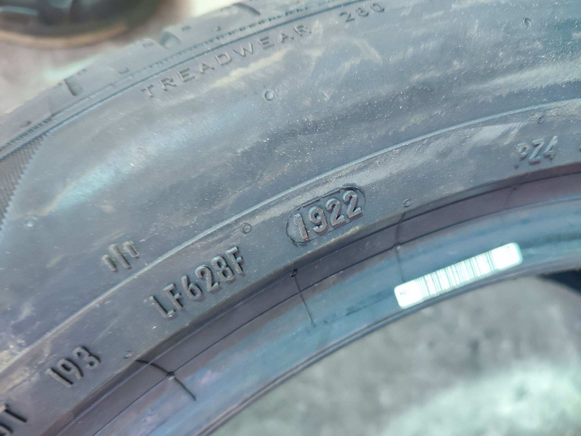 235/50/19" 4бр Pirelli p zero 4,dot1922