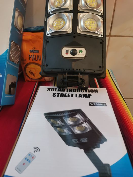 Lampă solară profesională