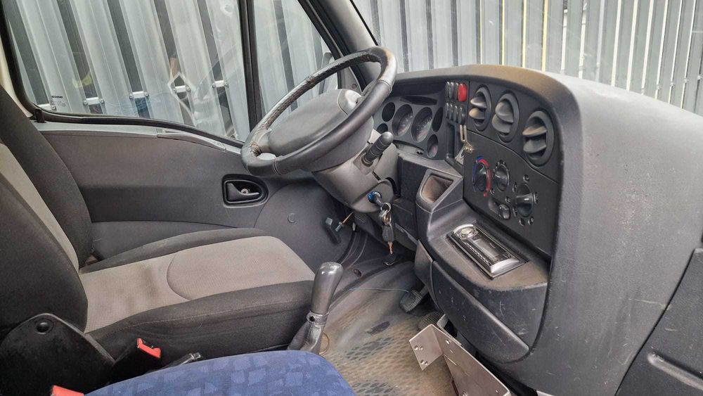Iveco Daily basculabil 3 parti