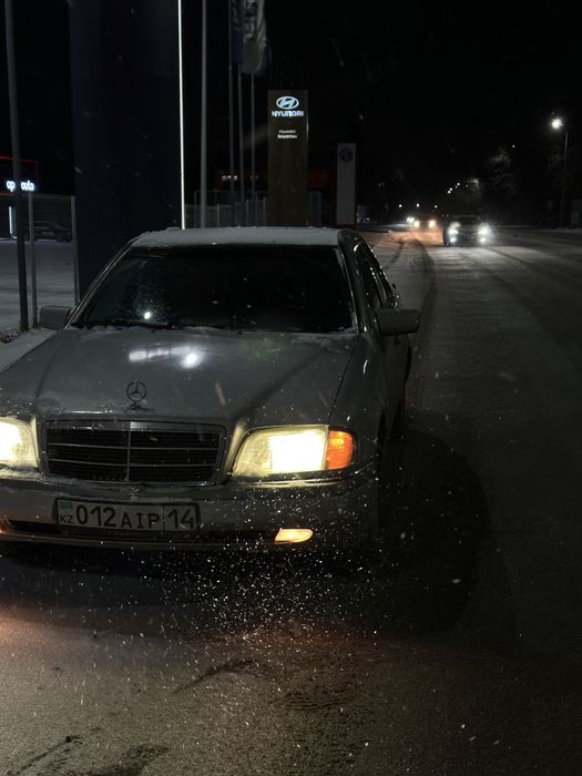 Мерседес w202 C220