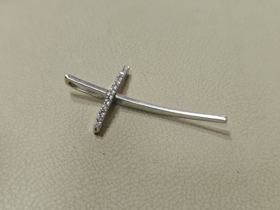 Cruce aur 18k 3.68gr (r)