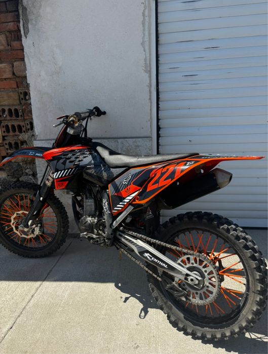 Продавам ktm sx-f 250