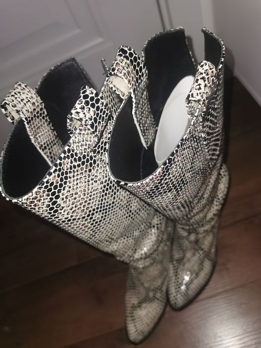 Cizme inalte de piele