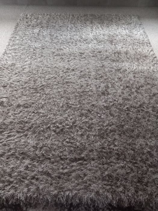 Vând covoare fir lung matase