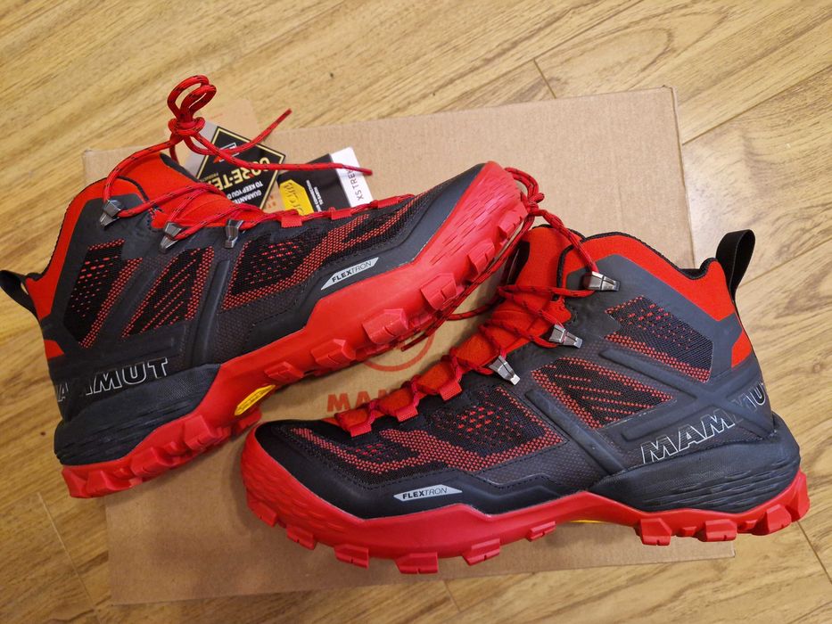 LOWA Nabucco Goretex, Vibram, bocanci, munte, vanatoare Salewa,hanwag