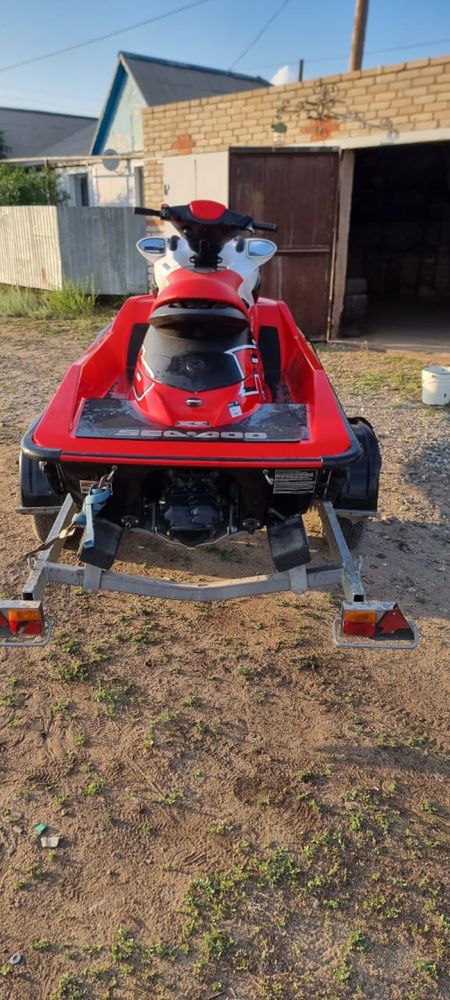 Продам гидроцикл sea-doo rxp