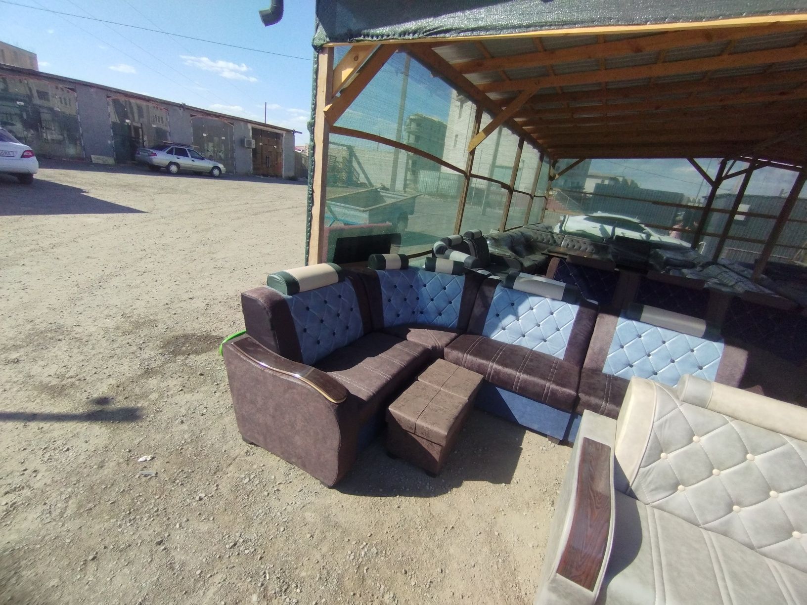 Sifatli 3.30x2.30 ugaloq ishlab chiqarishdan sotiladi optom