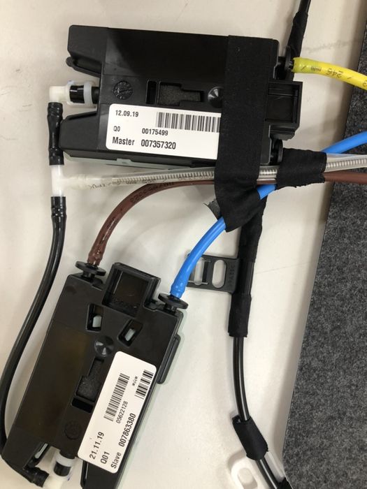 захранващо устеойство масаж седалка BMW X5, X6, F10