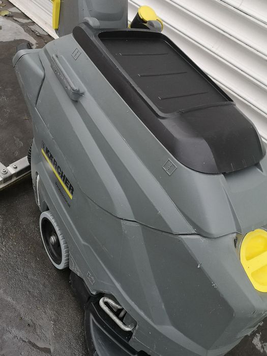 Karcher BD43-26C Bp 24v Подопочистваща Машина  Вс. Настилки Като нова