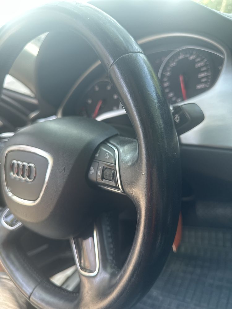 Волан с airbag Audi A8 d4