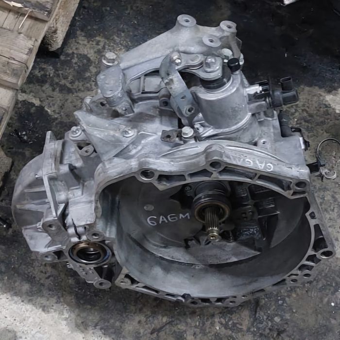 Cutie viteze manuala M32 / 55575539 /55194239 Opel Astra J