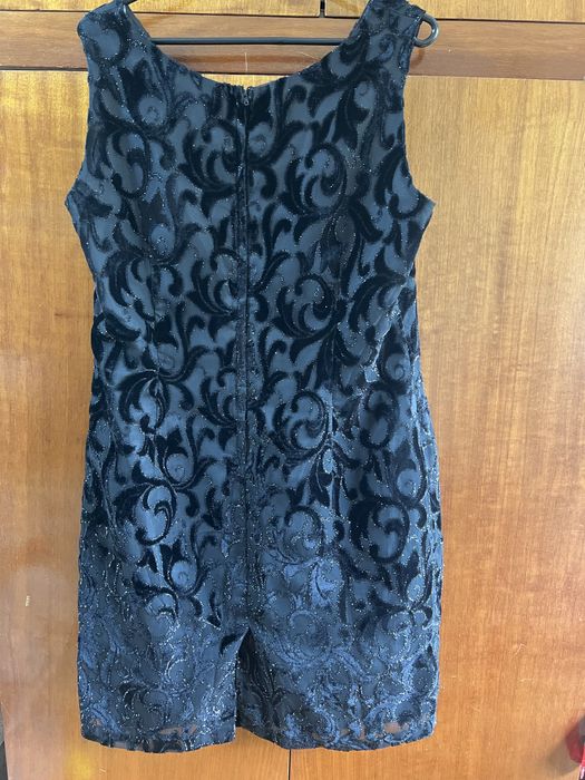 Rochie neagra de ocazie