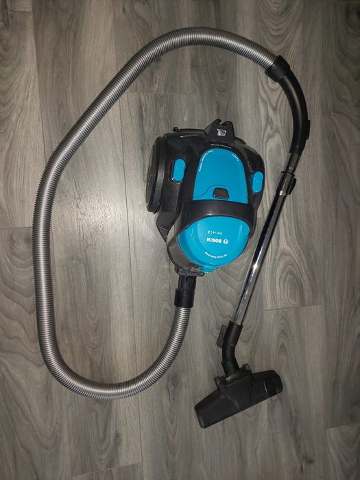 Прахосмукачка Bosch Serie 2 Bagless