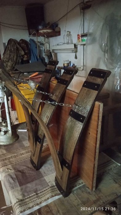 Ornament ,decoratiune tip suport ghivece flori.