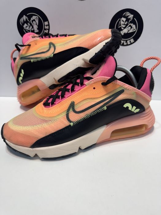 Маратонки NIKE AIR MAX 2090.Номер 40