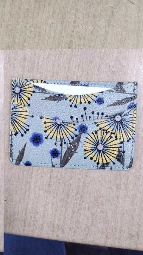 Нов кардхолдер на Furla  от естествена кожа