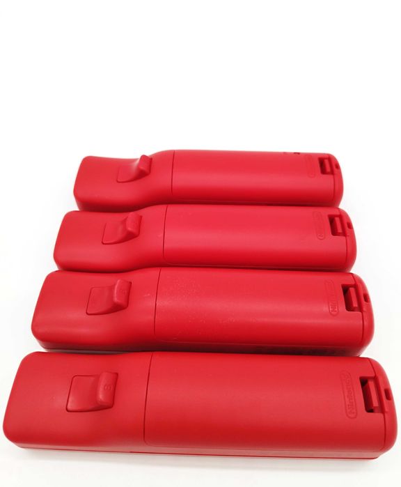 Оригинален Nintendo Wii U Remote Plus - Червен/ ОТЛИЧНО състояние!