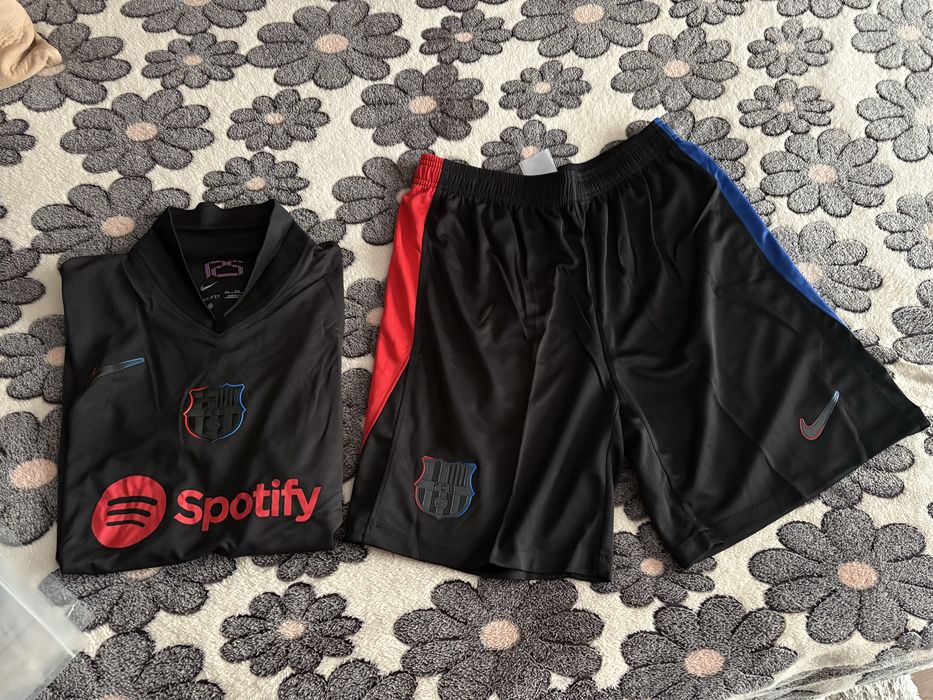 Barcelona Nike екип