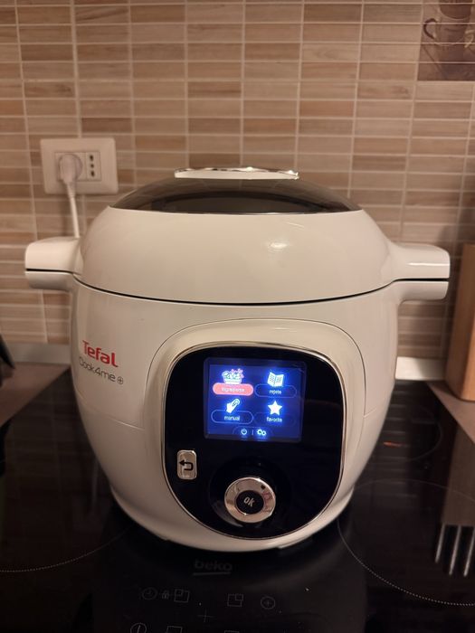 Tefal Multicooker inteligent Cook4me