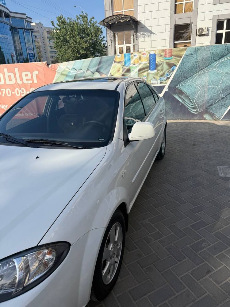 Сотилади Lacetti Gentra 2021 бензин 3 позиция