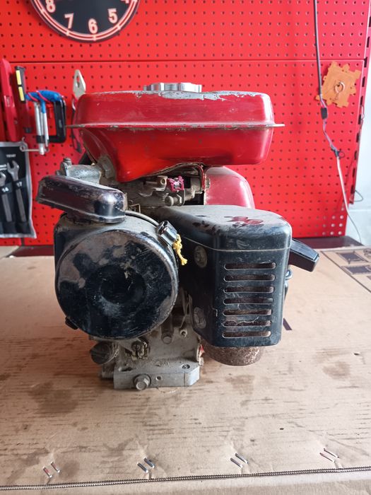 Двигател за фреза трамбовка robin