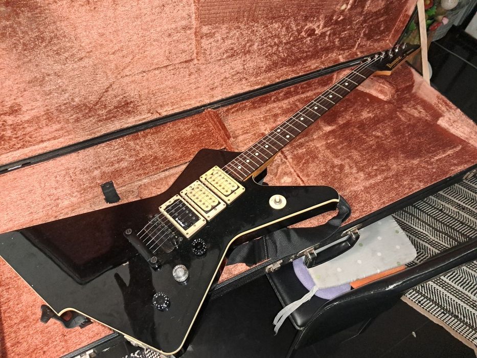 Chitară Ibanez DESTROYER