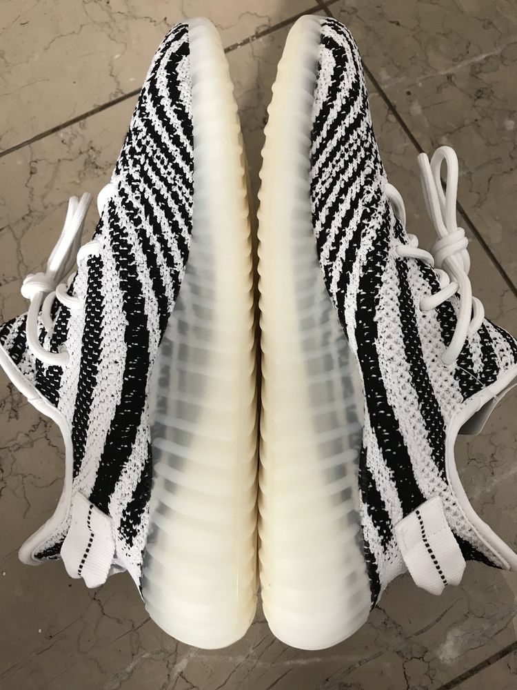 Adidas Yeezy Boost 350 V2 Zebra Marime 37, 38, 39, 40, 41, 42, 43, 44