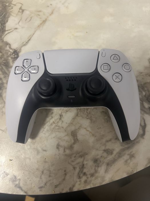 Maneta ps5 foarte buna