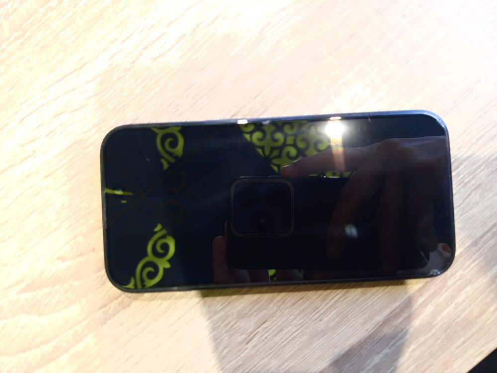 IPhone 15.
