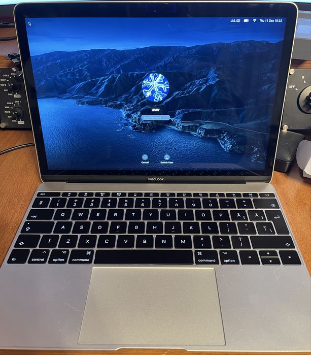 Macbook retina 12”