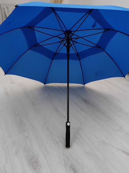 Продаётся зонт, зонтик, большой диаметр