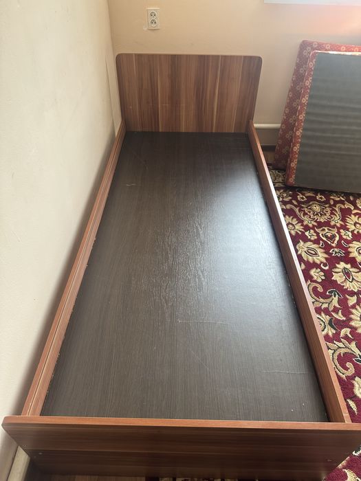Продам кровать + матрас
