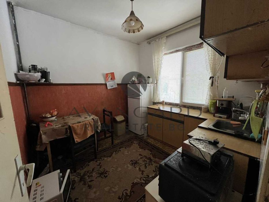 Продава се Двустаен апартамент в Пловдив, Тракия - 60 кв.м за 1870 €/кв.м - Снимка #2