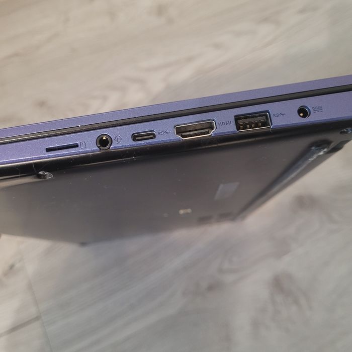 Laptop Asus VivoBook