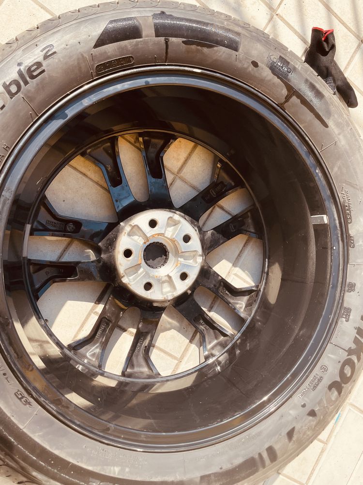 джанти 19x7,5jx46 с гуми Hankook 235/50/19