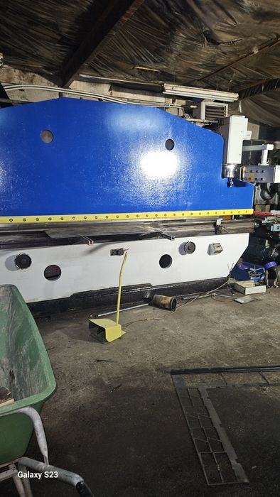 Vand abkant si ghilotina