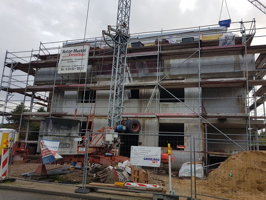 Construim case la cheie/Tencuieli mecanizate/Alte lucrari