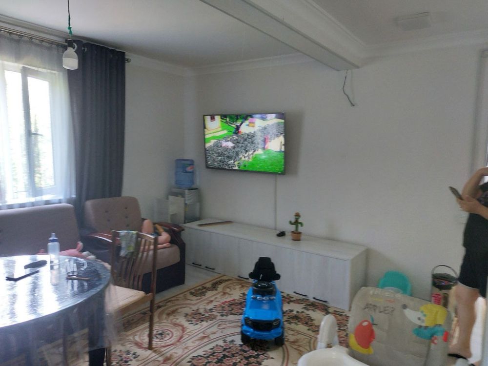 Срочно!!!Спутник 9 3/2/2 евро 45000&