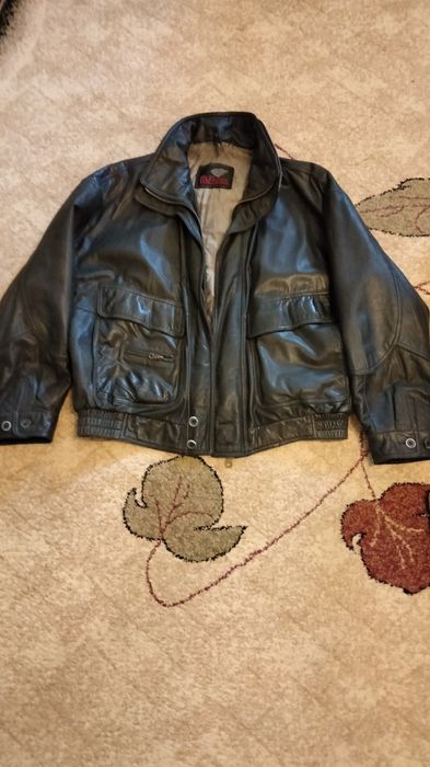 Продам куртку мужскую