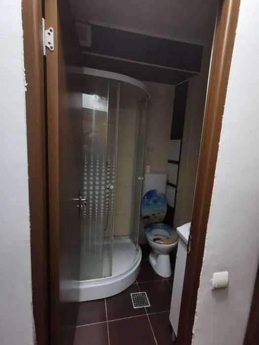 Inchiriez garsoniera