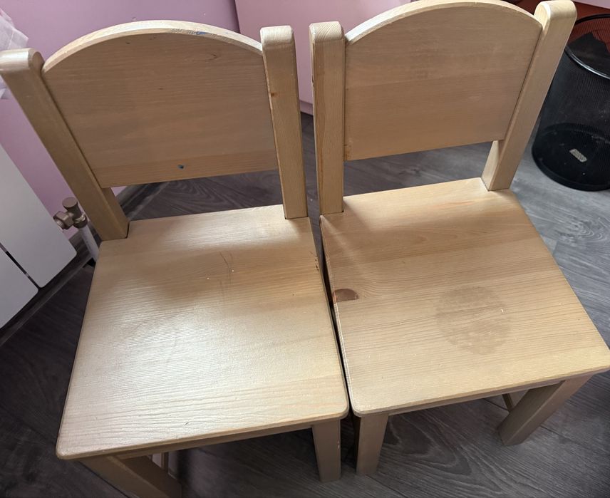 Детска маса и столове