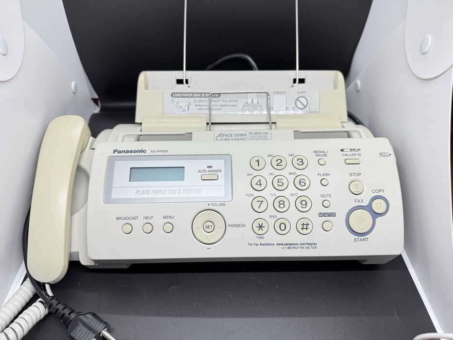 телефон-факс Panasonic KX-FP205 + автоответчик Panasonic KX-TM150B