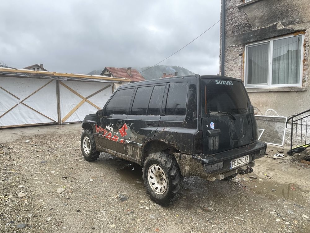 Suzuki vitara 1.6 16v на части или цяла