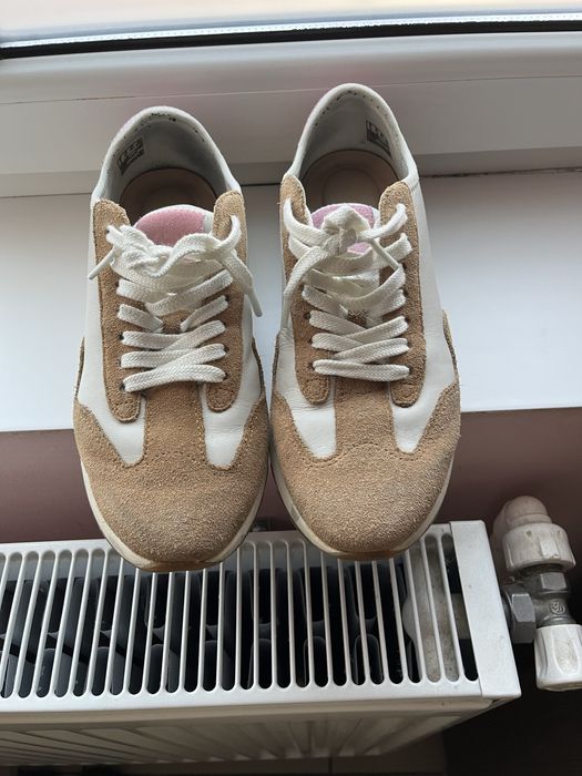 Adidasi Clarks piele 39