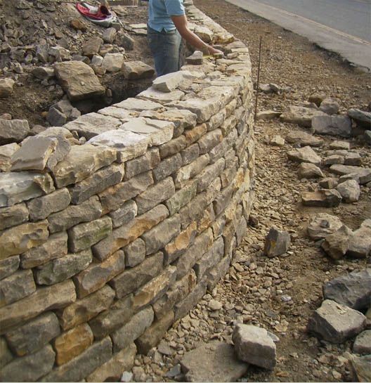 Каменна зидария и тухлени огради за  областите Ловеч и Плевен