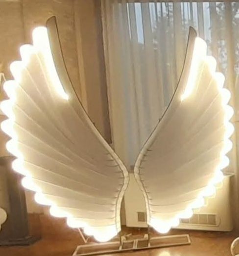 Aripi luminoase și decor evenimente