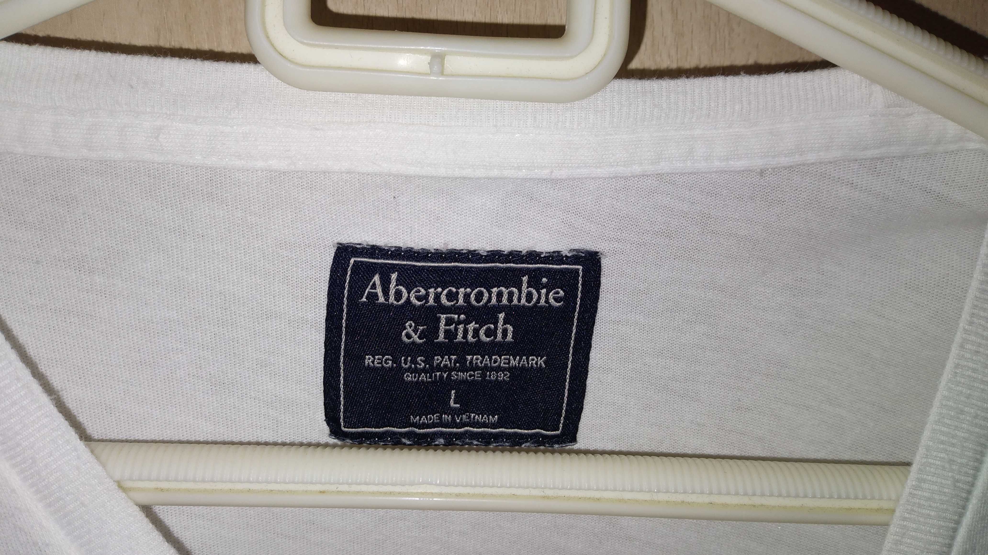 Abercrombie & Fitch White L
