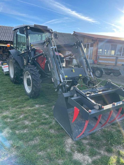 Vand Tractor IH FARMALL 50A cu incarcator frontal din 2016