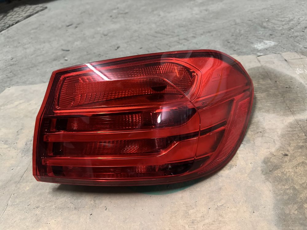 BMW F32 F33 F36 десен стоп БМВ