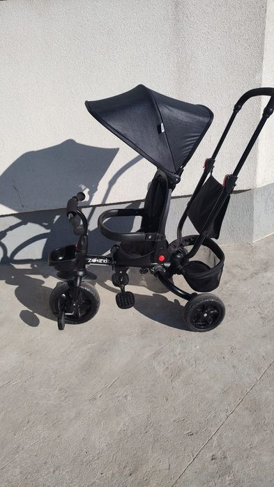 Vând tricicleta pentru copii